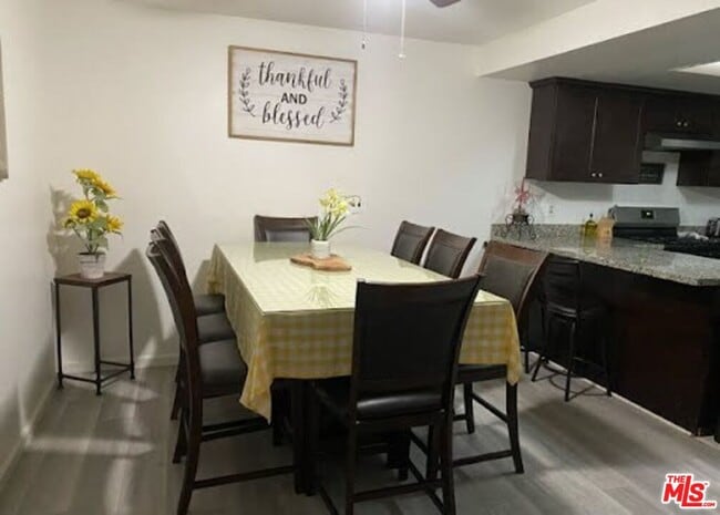 Photo - 1110 Hull Pl