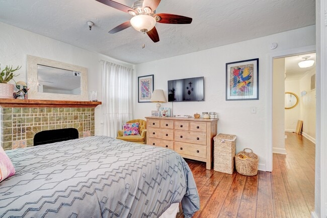 Photo - 308 NW 24th St Unit B