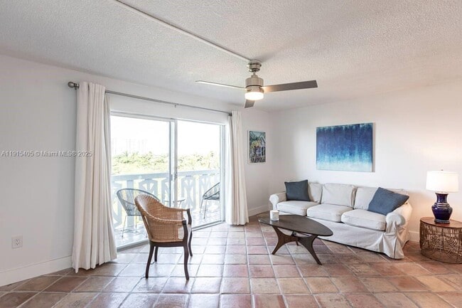 Photo - 1732 Meridian Ave Unit 605