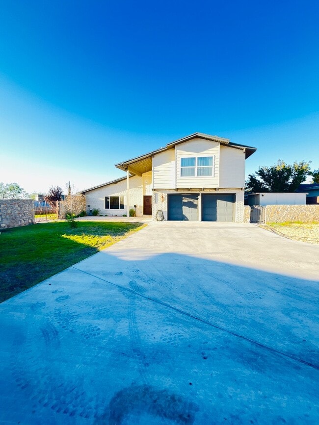 Photo - 6407 Los Altos Dr
