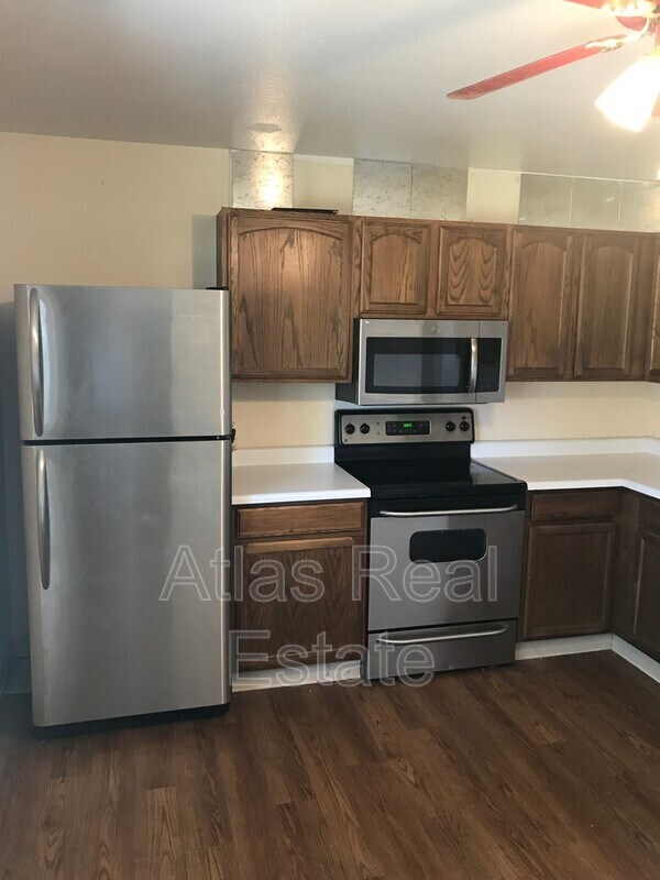 14833 Elmendorf Pl Rental For Rent in Denver, CO