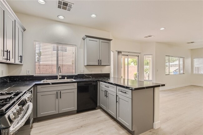 Photo - 10372 Turning Leaf Ave