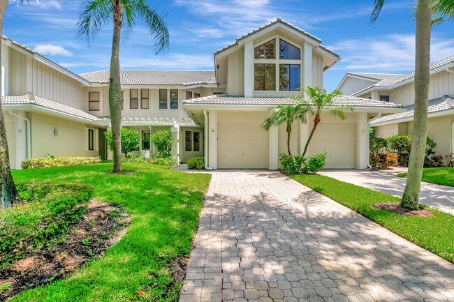 Photo - 17565 Ashbourne Ln Unit D