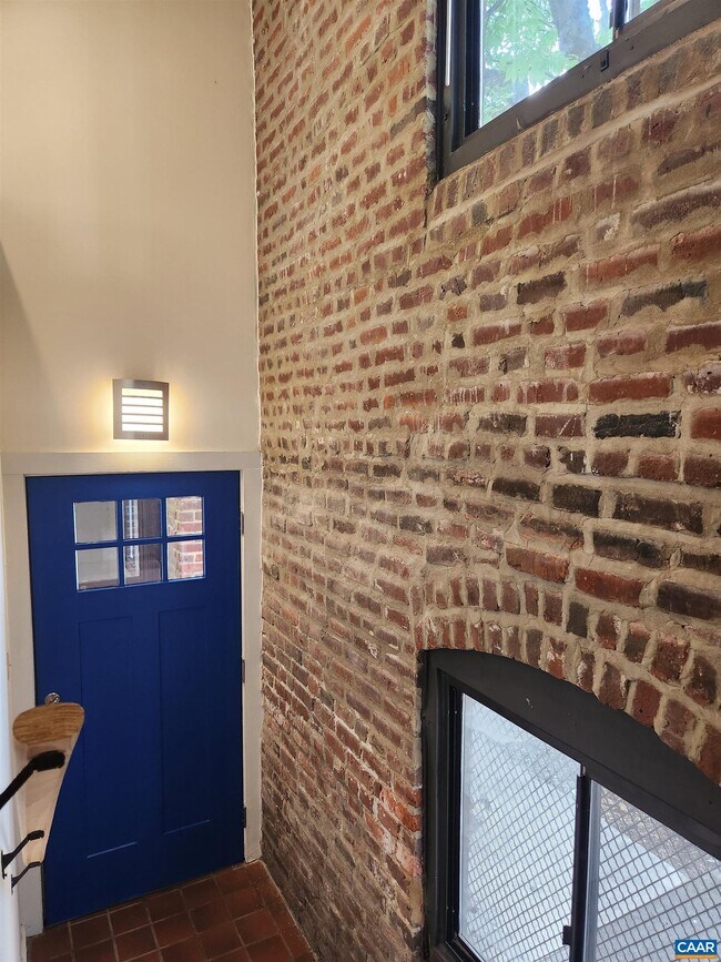 Photo - 400 E Water St Unit A