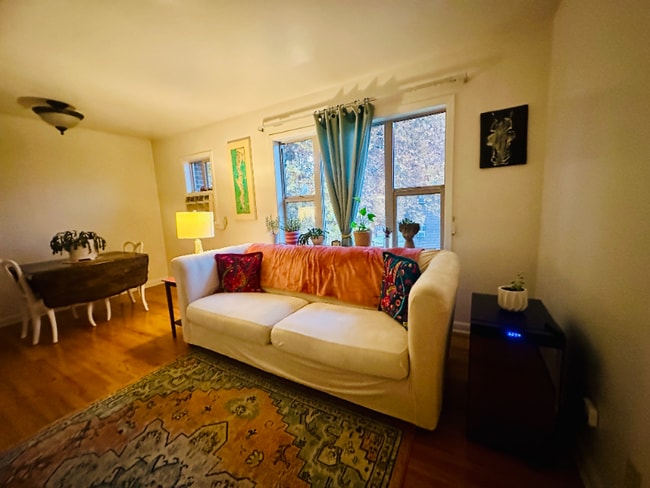 Photo - 352 S 1st Ave