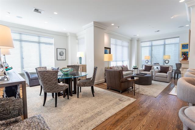 Building Photo - 2525 N Pearl St Unit 1005