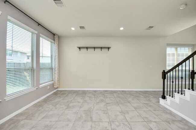 Photo - 1715 Ryon Falls Dr