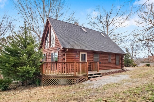 Building Photo - Peaceful 3BR Home with Wrap Around Patio | Lake Access within walking distance