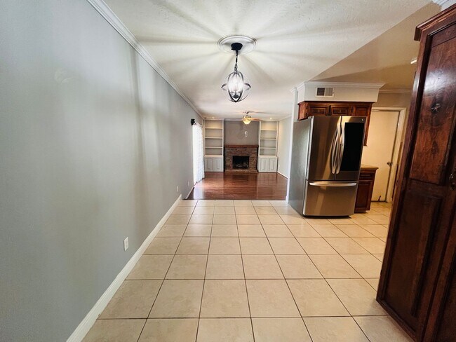 Photo - Beautiful 3 Bedroom 2 Bath Home with SOLAR...