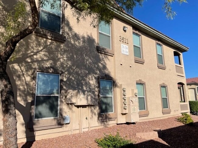 Building Photo - 3511 Desert Cliff St
