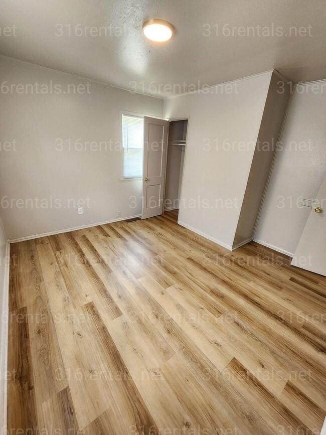 Photo - $975 - 3 bed 1 bath - Single Family Home