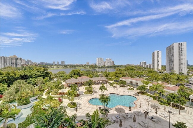 Photo - 20281 E Country Club Dr Unit 607
