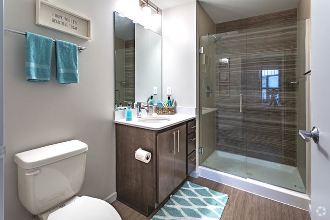 2 BR, 2 BA - C2 - 753 SF
