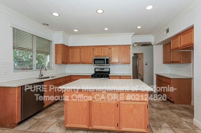 Photo - 41301 Engelmann Oak St