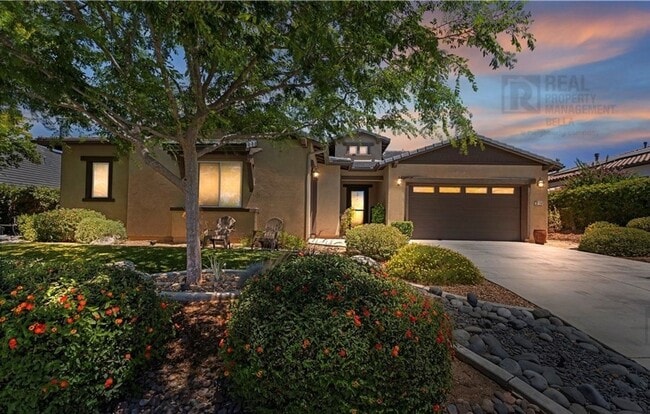 Building Photo - Beautiful Winchester Home with Open Floor Plan, Office & Solar