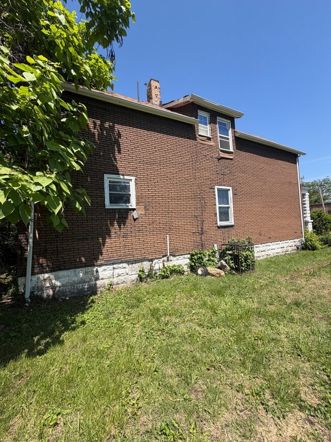 Photo - 2120 St Louis Ave