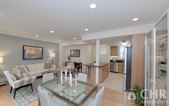 Photo - 557 VFW Parkway