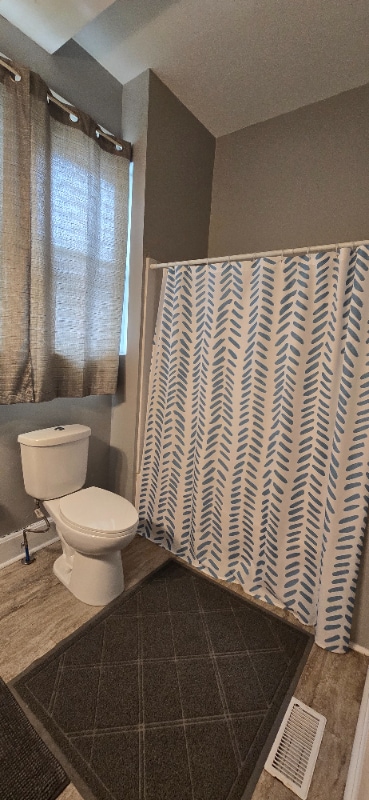 Photo - 216 N Summit St Unidad B