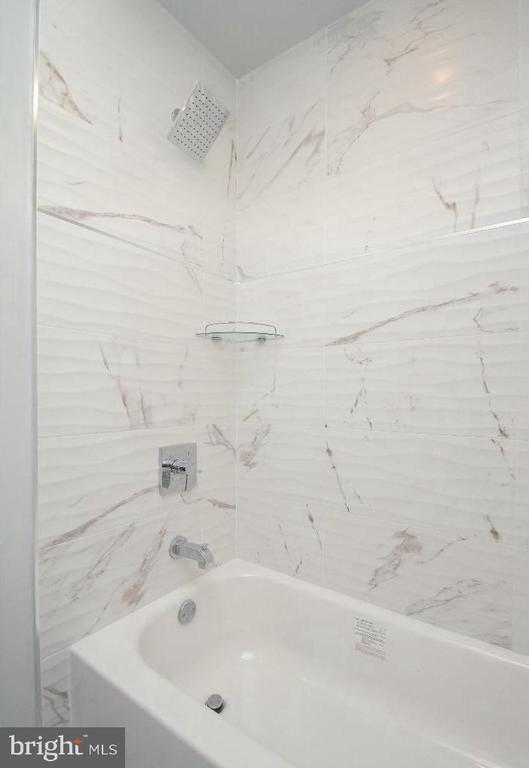 Photo - 2562 Frankford Ave Unidad 3F