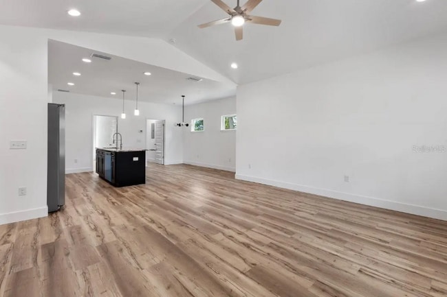 Photo - 511 NW 2nd Ave