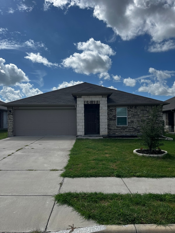Building Photo - 5725 Shanjia Dr Rental