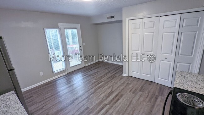 Photo - Just remodeled - 2 Bed/1.5Ba - Sect 8 Acce... Unit #06