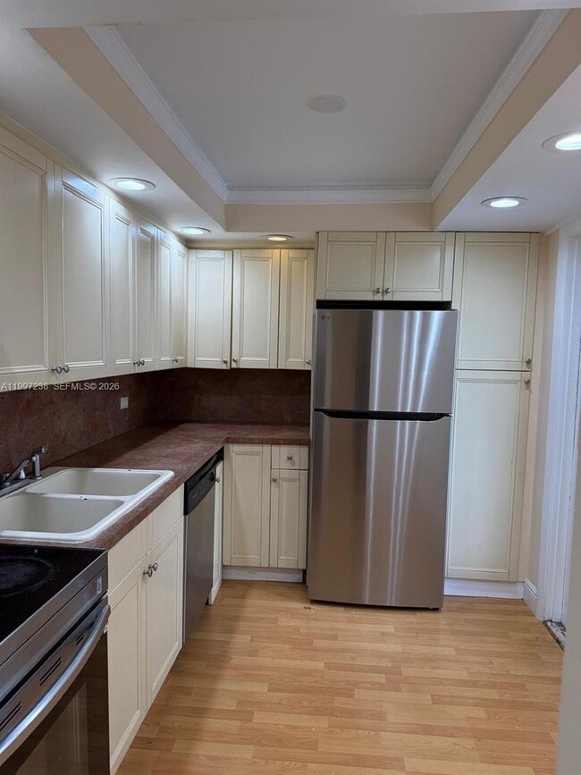 Photo - 447 NE 195th St Unit 309