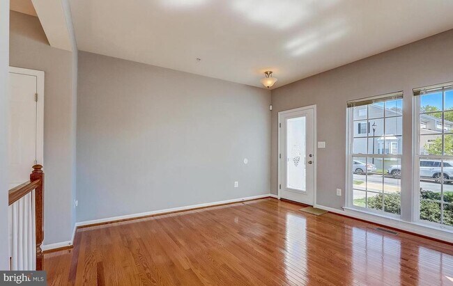 Photo - 1709 Hayle Dr