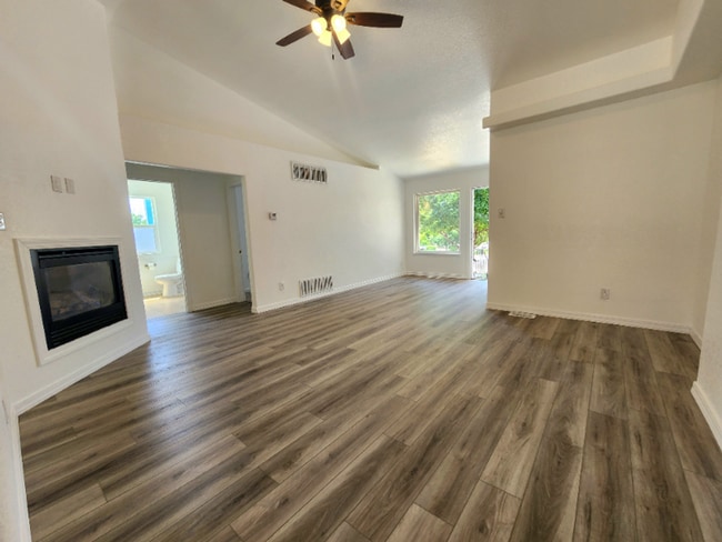 Photo - 2202 Cowhand Pl