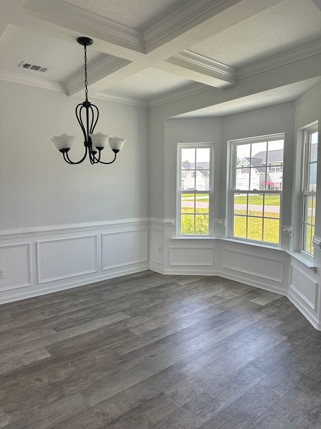 Photo - FOR RENT