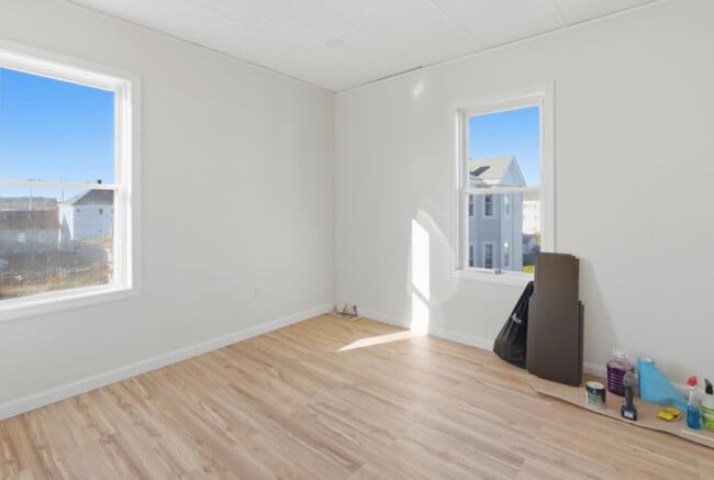 Building Photo - 32 Oregon St Unit 32 Oregon st