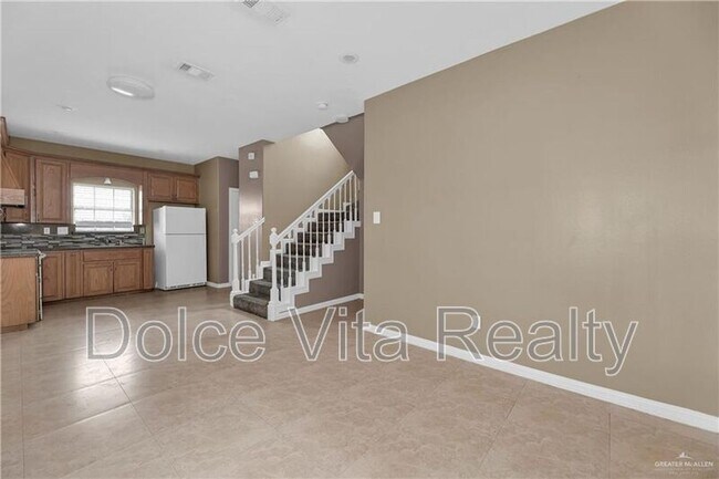 Photo - 2102 Kimberly Ln Unit Apt 1