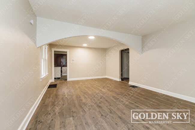 Photo - 2307 S Jefferson St