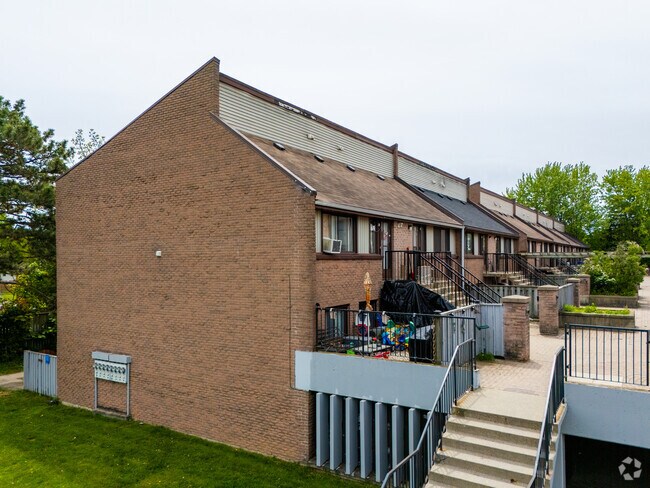 Photo - 75 Old Chicopee Dr