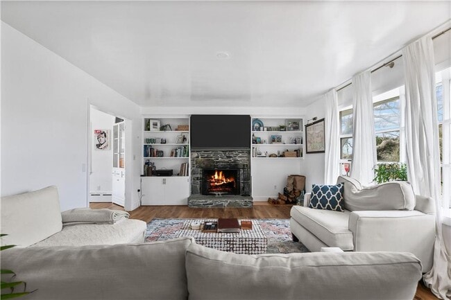 Photo - 214 Coggeshall Ave