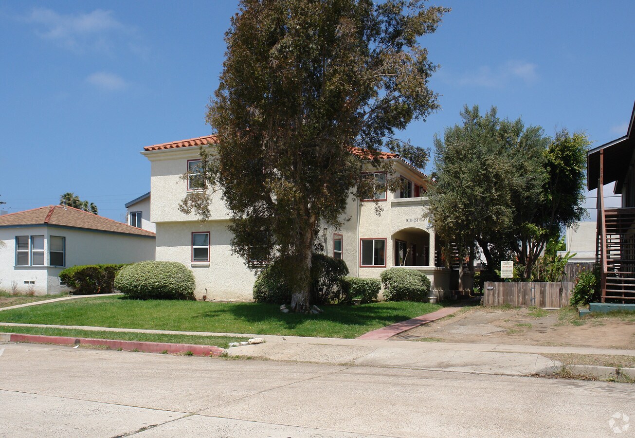 Photo - 918-924 Emerald St