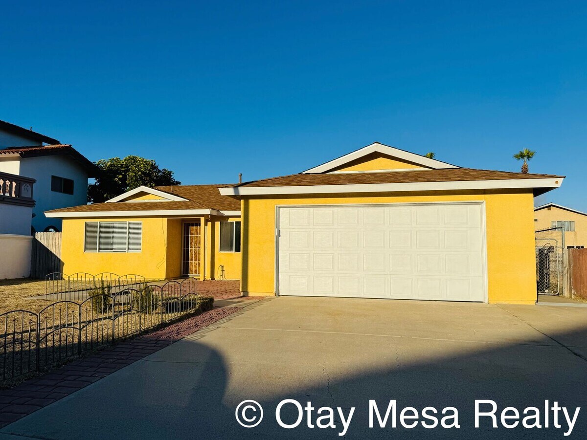 Spacious 3BR Home with Garden Beds & Pet-F... - Spacious 3BR Home with Garden Beds & Pet-F...