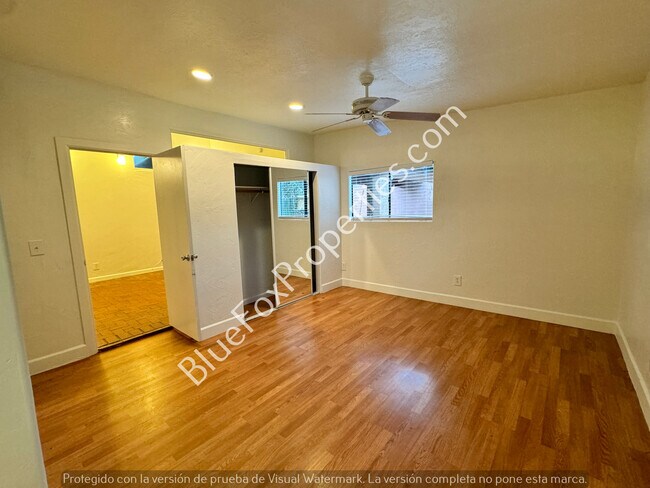 Photo - 3318 E Bellevue St