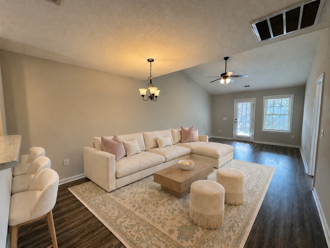 Photo - 547 Deerchase Ct