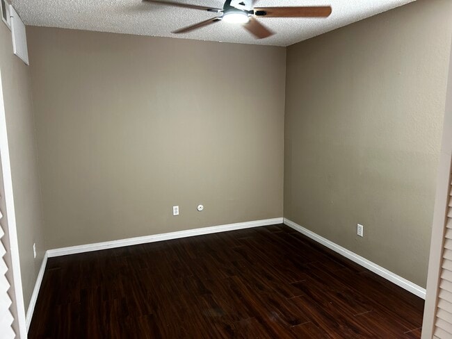 Bedroom - 2305 Basil Dr Unit D302
