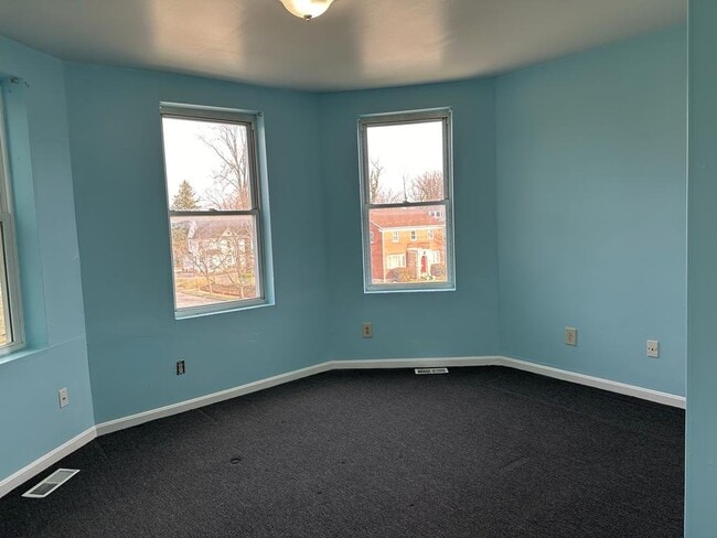 Photo - 4101 Fernhill Ave Unidad 2E