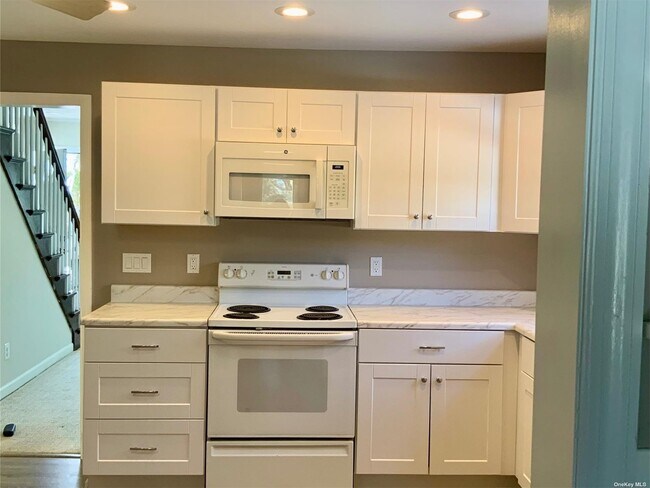 Photo - 197 Morris Ave