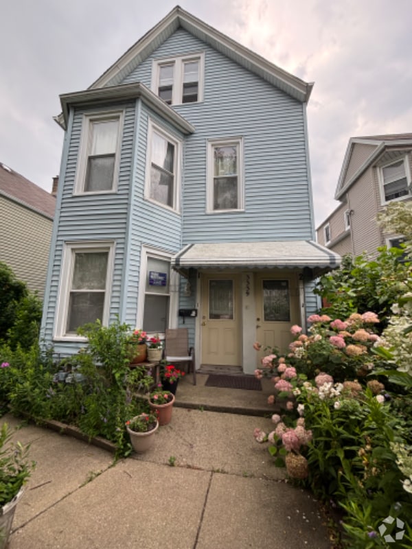 Building Photo - 3339 W Cuyler Ave Rental