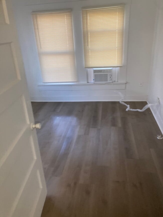 Photo - 1206 W 7th St