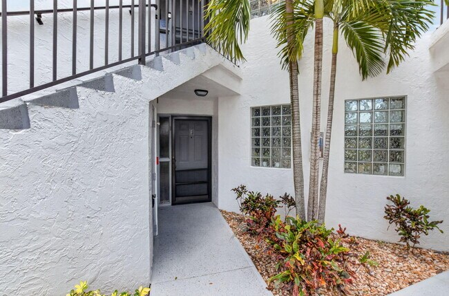 Photo - 5418 Firenze Dr Unit F