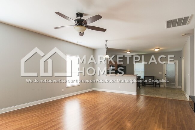 Photo - 35 Greenbrook Ct