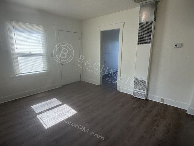 Photo - 720 SW 5th St Unit Main Floor