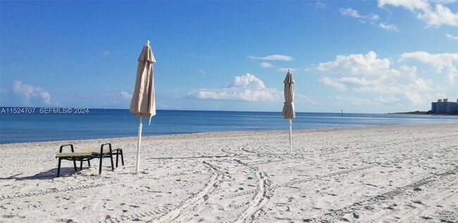 Photo - 101 Crandon Blvd Unit 175