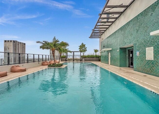 Building Photo - 601 N Miami Ave Unit Luxury condo Miami Beach