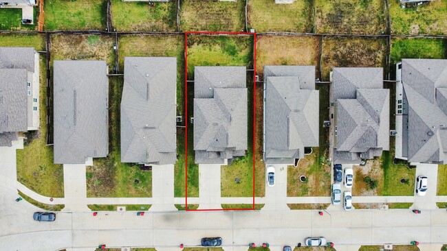 Photo - 8819 Cabin Loft Ln